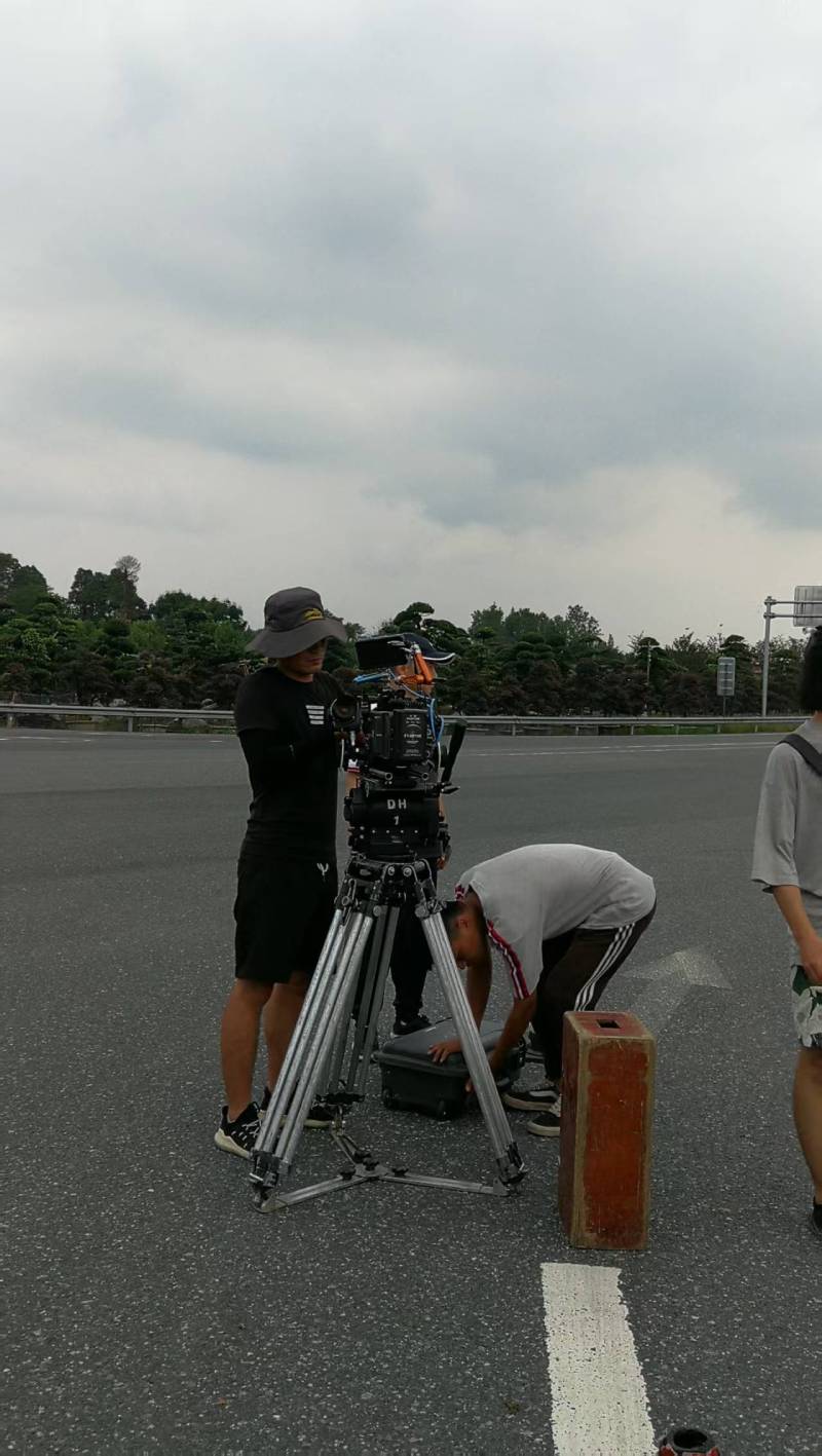 东兴区TVC拍摄公司：唤醒集体记忆，构建跨代际沟通桥梁